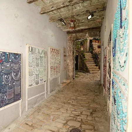 G&g Apartment *